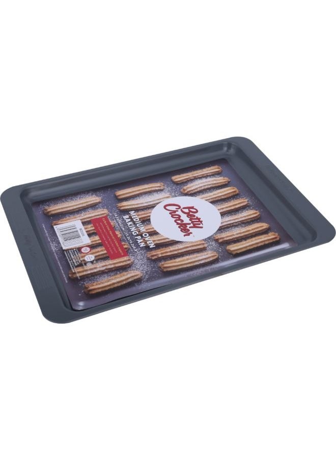 Betty Crocker - Baking Pans Black Non-Stick 38 Cm Set Of 1 - Image 1