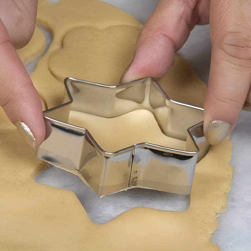 Gyanadh Gyanadh 12Pcs Cookie Cutter Stainless Steel Heart Round Star and Flower Shape Dumpling Dress Mould Samosa Gujiya Ghughra Modak Combo - Image 5