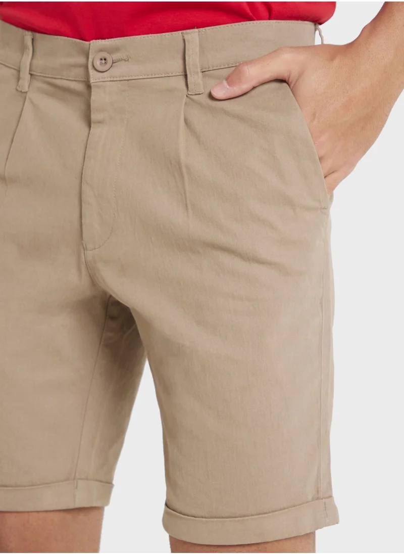 Seventy Five Men Solid Mid-Rise Regular Shorts