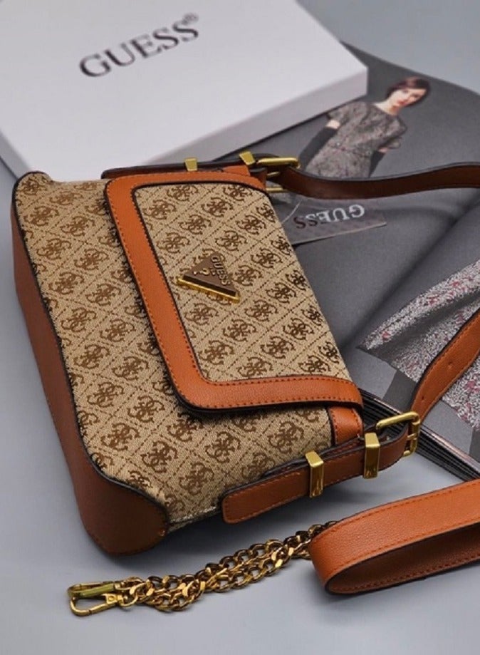 جس حقيبة كتف نسائية من GUESS - Image 2