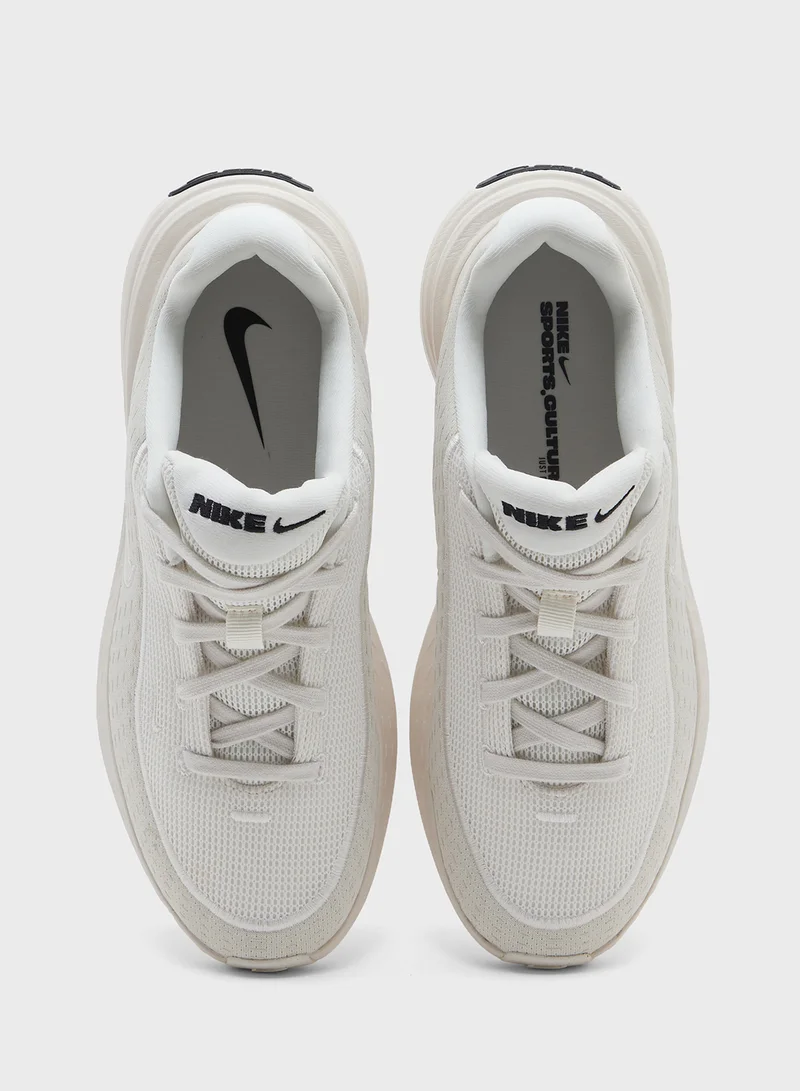 Nike Uplift Sc