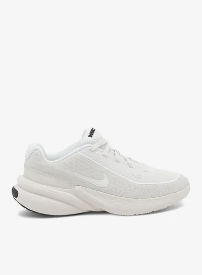 نايكي أبليفت إس سي