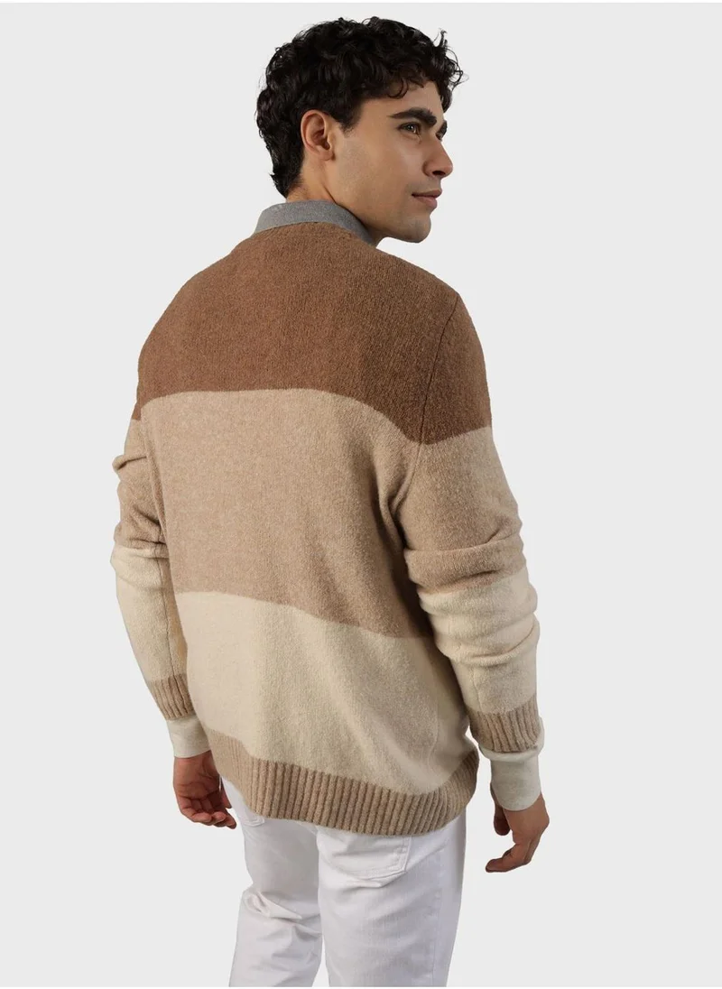 امريكان ايجل Colorblock Crew Neck Sweater