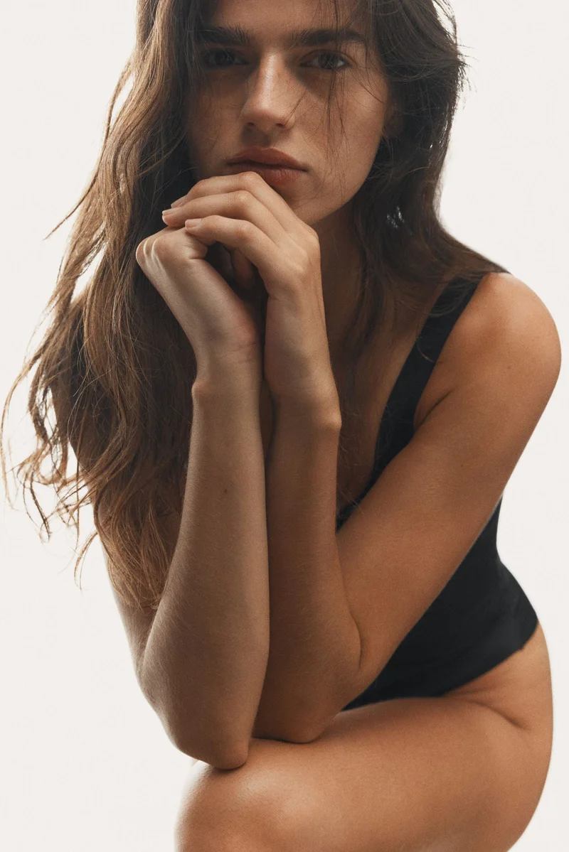 H&M Seamless Light Shape body