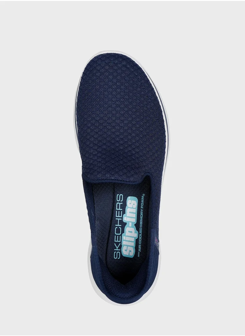 SKECHERS Go Walk 7