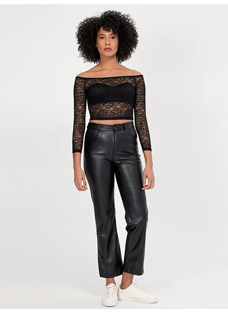 إل تي بي Women's Lace Off Shoulder Crop Top Black Sweatshirt
