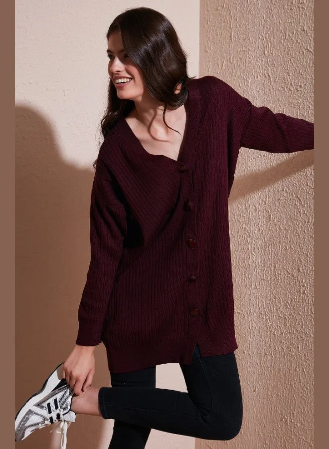 ليلا كارديجان نسائي طويل محبوك بياقة على شكل حرف  وأزرار