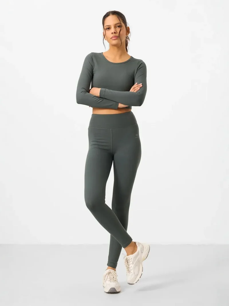 تومي لايف TOMMY Cotton Elastane Crop T-Shirt And Leggings Set