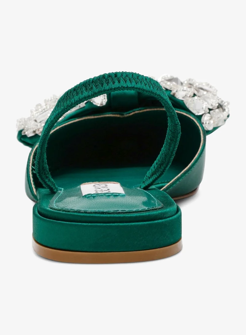 STEVE MADDEN  Sloane St. Green Flat Sandals for Women | Best Price UAE