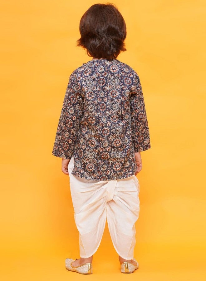 AJ Dezines طقم كورتا دهوتي أزرق مطبوع بتصميم تجريدي من القطن الخالص للأطفال - ملابس تقليدية | ملابس عرقية | ملابس مهرجانات للأولاد - مقاس عادي - Image 2