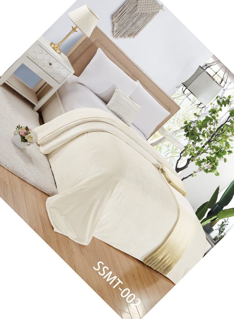 Moon 1 Piece Soft Bed Polyester Blanket king Size 200*220 cm - Image 2