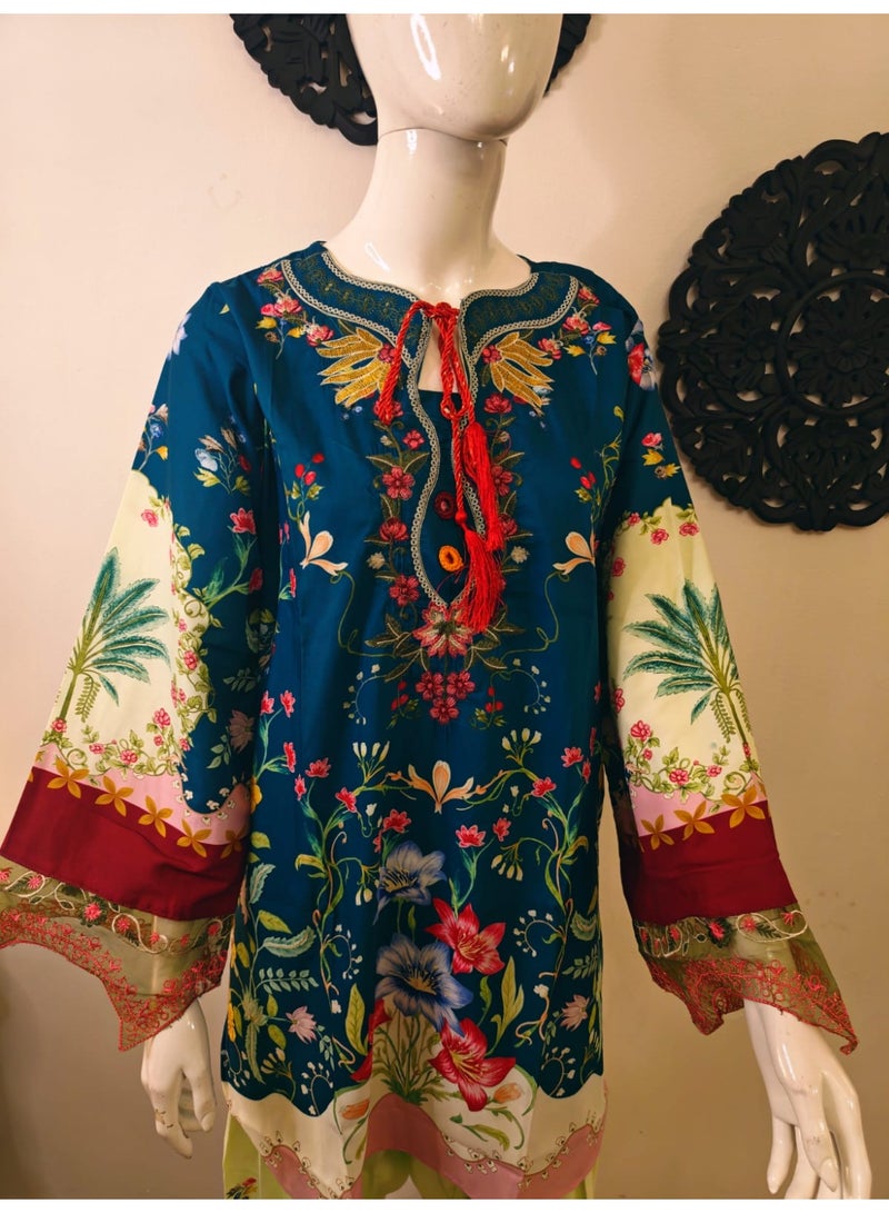 بازم - مشغل أزياء طقم فرشي قطعتين نسائي، تونيك وبنطلون بطبعة زهور - Image 3