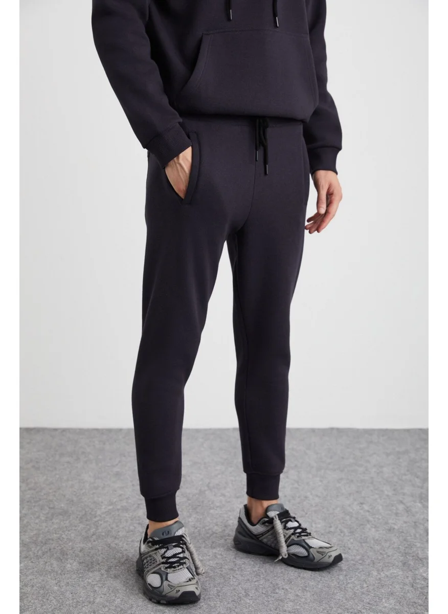 جريميلانج Hakone Men's Basic Soft Regular Fit Elastic Leg Organic Cotton Anthracite Sweatpants