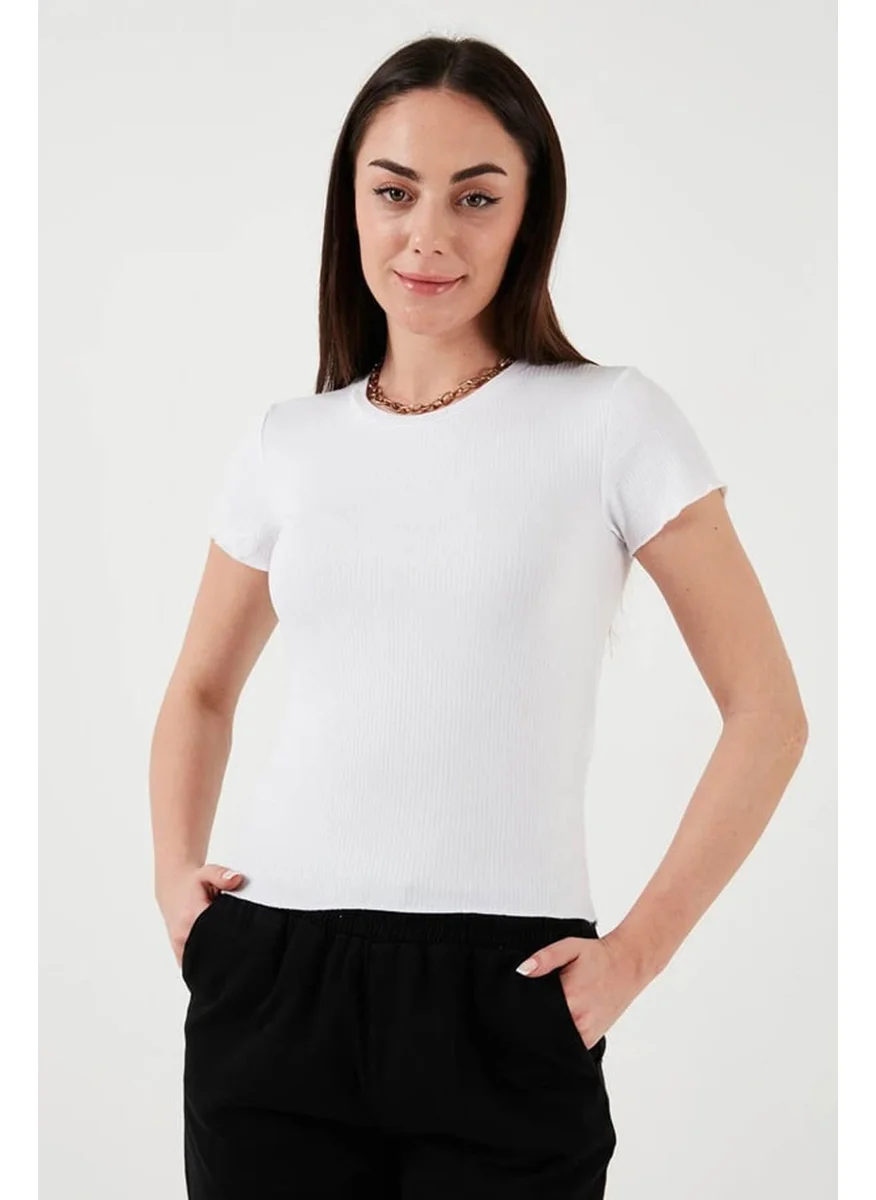 Fashion Friends Short Sleeve White Women's T-Shirt 25Y0444K1
