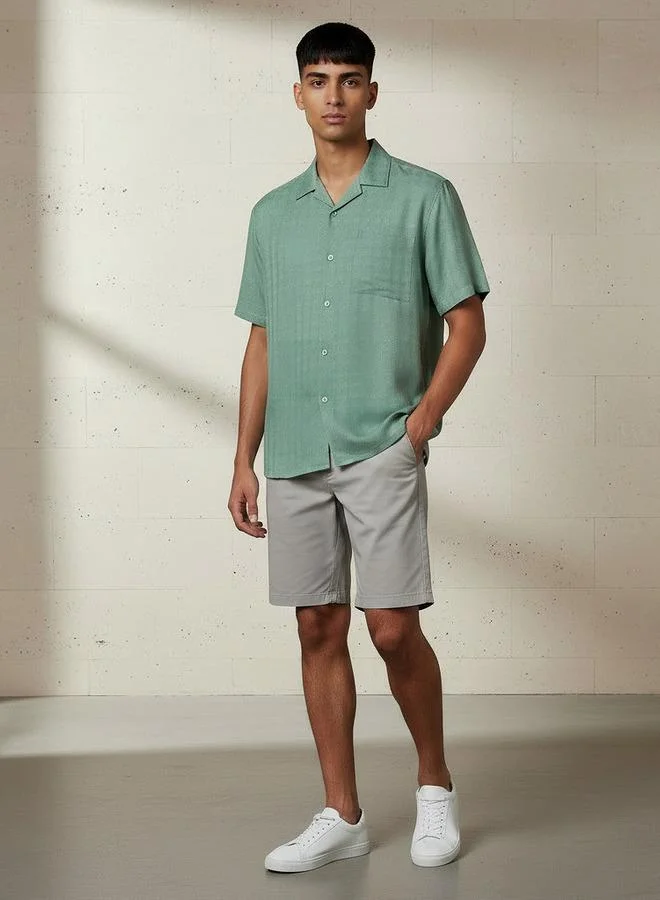 Splash FAV Men Regular Fit Camp Collar Textured Short Sleeves Resort Shirt