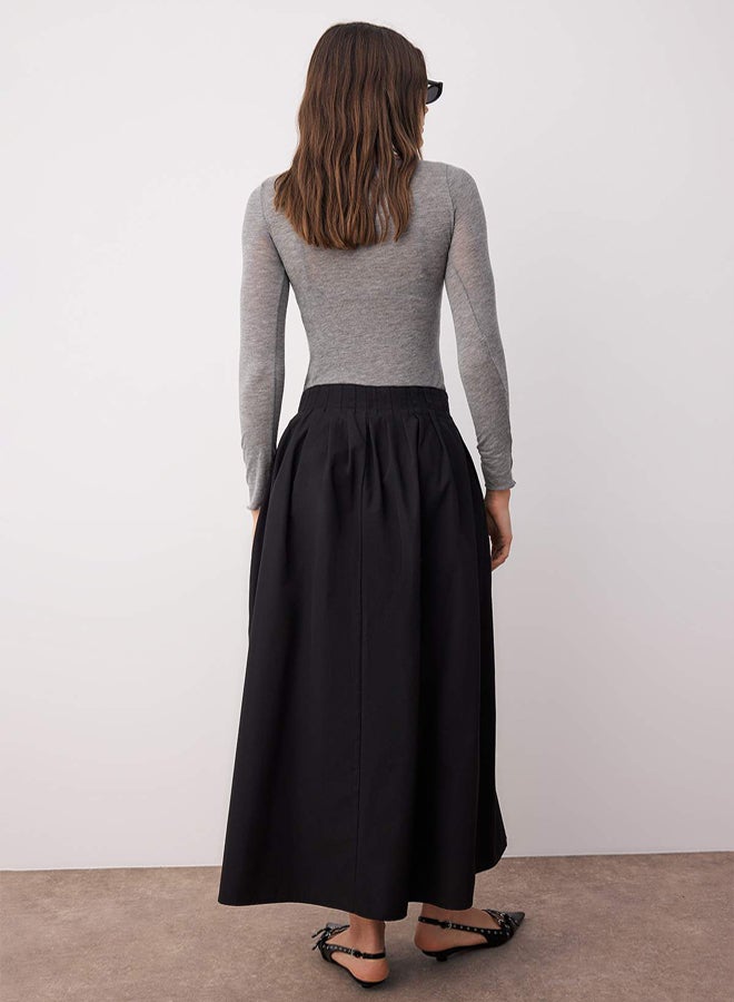 trendyol Black Unlined Plain Woven Hijab Skirt with Pleat Detail at the Waist - Image 4