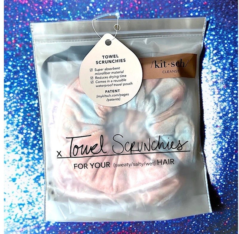 Kitsch Super soft hair ties from Kitsch. softer than wool, cotton, and silk, gentle on your hair and really comfortable to wear. Perfect for the pool, the beach, or right after a shower. - Image 1