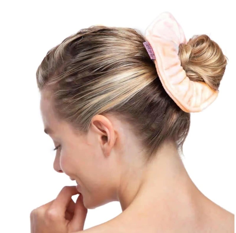 Kitsch Super soft hair ties from Kitsch. softer than wool, cotton, and silk, gentle on your hair and really comfortable to wear. Perfect for the pool, the beach, or right after a shower. - Image 2