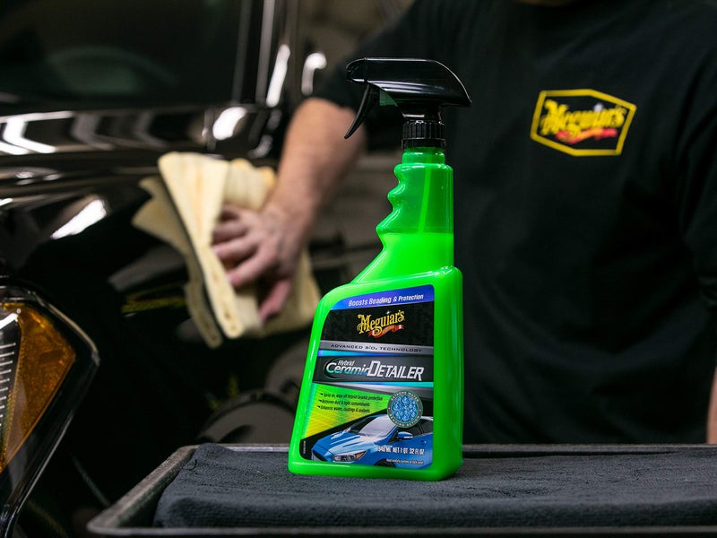Meguiar's Hybrid Ceramic Detailer, Spray Car Detailer with Advanced SiO2 Hybrid Technology - 32 Oz Spray Bottle - Image 2