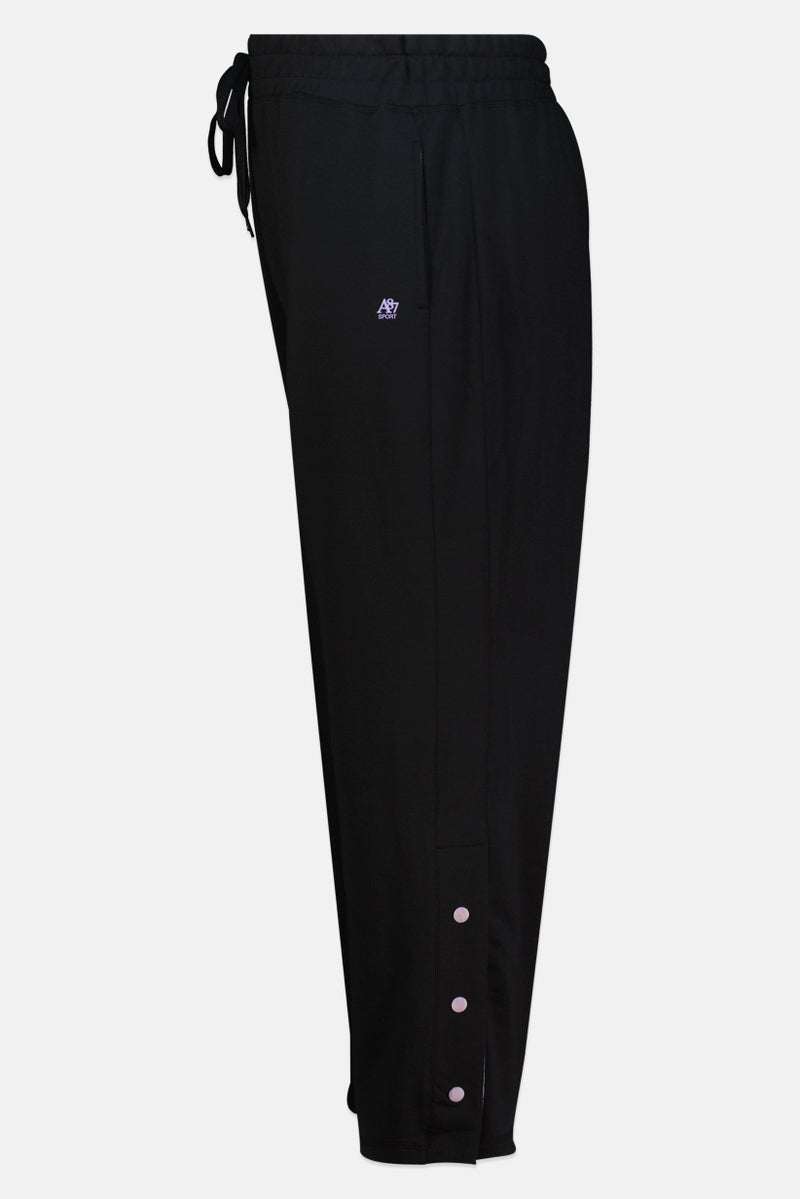 Aeropostale سروال رياضي خارجي للنساء بحجم زائد بشعار العلامة التجارية، أسود - Image 4