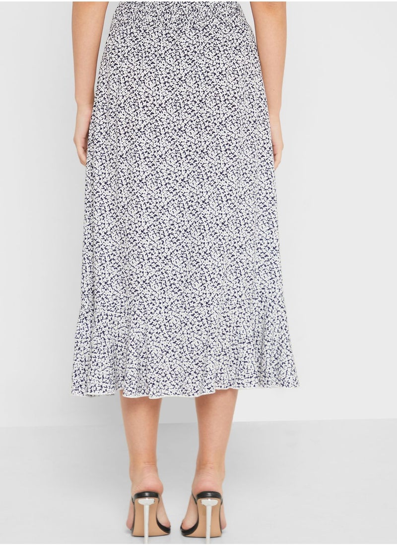 Ginger - Pinted Flared Slit Skirt - Image 1