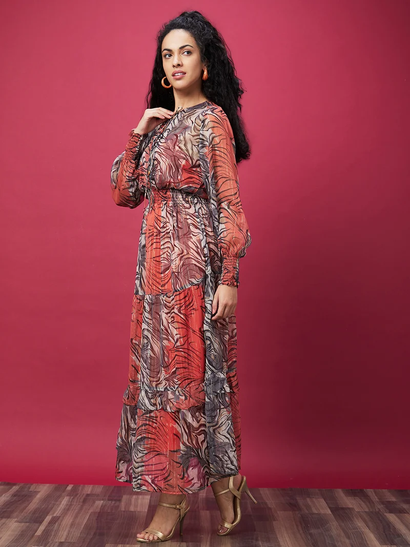 جلو باص فستان ماكسي جلوبس نسائي برقبة مربوطة وأكمام أسقفية بطبعة تجريدية برتقالية من الجورجيت مع بطانة داخلية