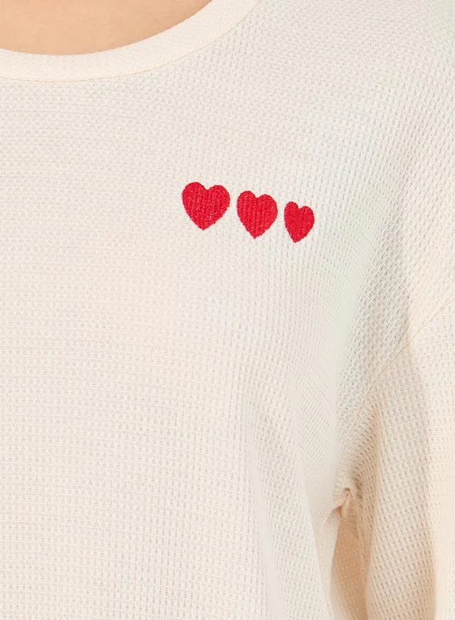 Styli Waffle Knit Heart Print Top & Cuffed Pyjama Set