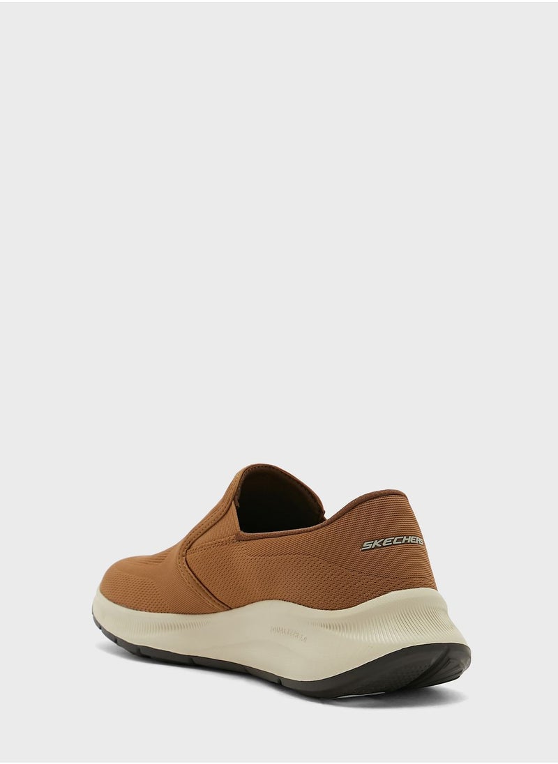 SKECHERS - Equalizer 5.0 - Image 1
