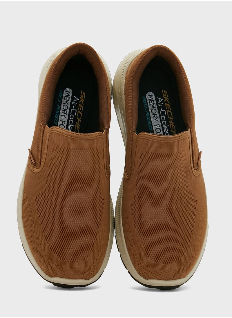 SKECHERS - Equalizer 5.0 - Image 1