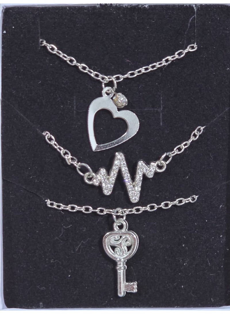 بريميم طقم أساور فضية مكون من 3 قطع للنساء - تصميم على شكل قلب، نبض الحب، ومفتاح مع لمسات كريستالية - Image 2