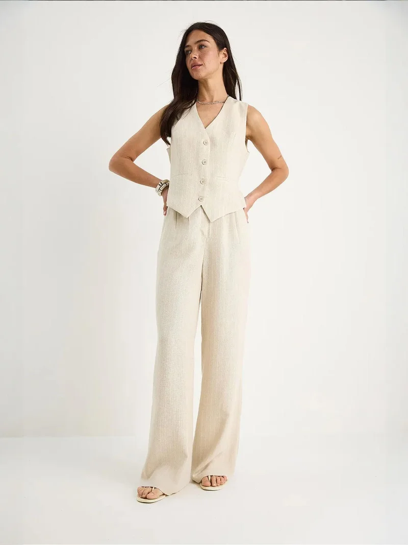 بيانكو لوتشي طقم قطعتين مخطط برقبة على شكل حرف  من لوتشي