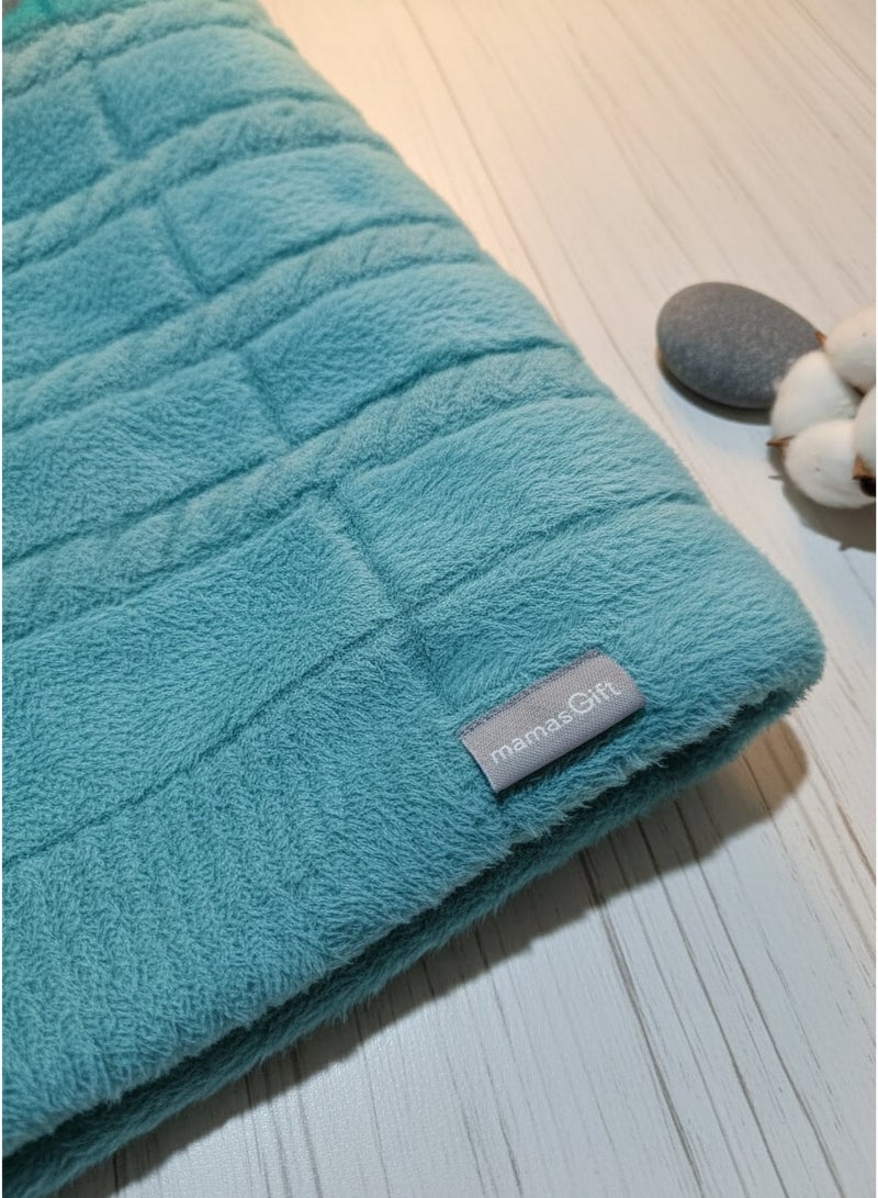 Mamas Gift HAIRY BRAIDED BLANKET TURQUOISE - Image 1