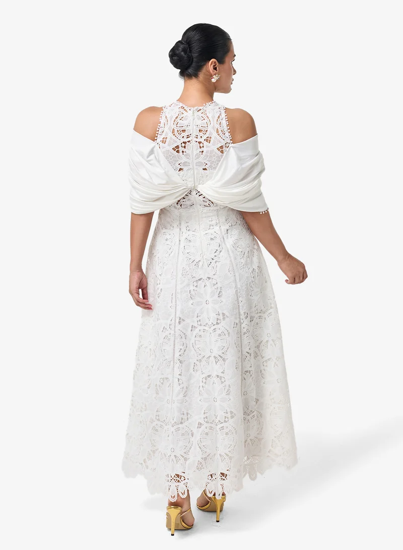 ثريدز باي اجوني فستان ماكسي دانتيل بكتف مكشوف