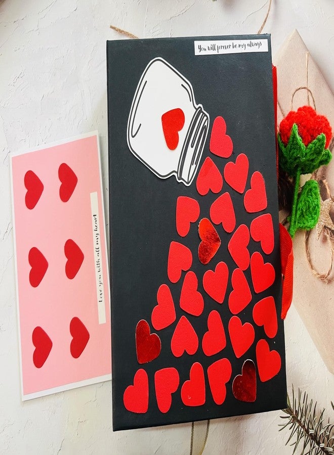Crafted Forever مجموعة قصاصات ورقية سوداء مصنوعة يدوياً من Crafted Forever مع بطاقة تهنئة ووردة كروشيه للذكرى السنوية/عيد الميلاد/عيد الحب (الصور غير متضمنة) - Image 2