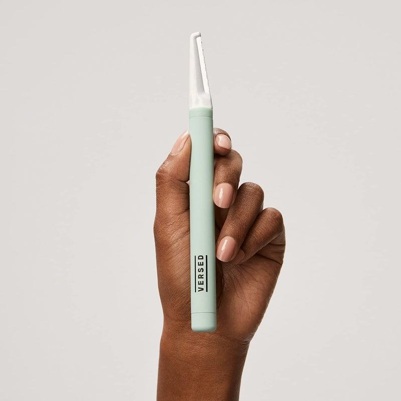 Versed Instant Gratification At-Home Dermaplaning Tool - Reusable, Pro-Grade Facial Exfoliator - Stainless Steel Facial Razor with Single-Edge Blade for Smooth Complexion & Enhanced Makeup Application - Image 4