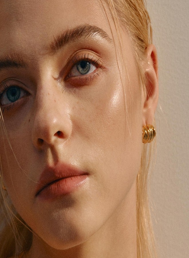 ACC PLANET Chunky Gold Hoop Earrings for Women, 18K Gold Plated Triple Hoop Earrings, Small Thick Hoops Split Huggie Earring Aesthetic Hypoallergenic Lightweight Trendy Jewelry Gift for Women - Image 5