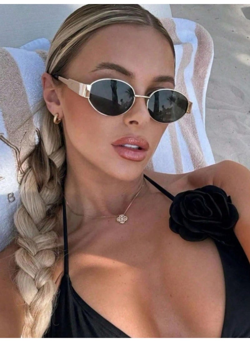 نظارات شمسية نسائية عدد 2 باللونين الأسود والبني بتصميم كلاسيكي أنيق - Image 2
