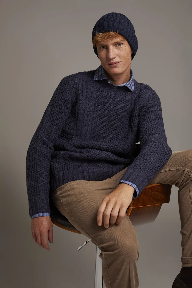 Wool blend round neck sweater with honeycomb heavy knitting - Space