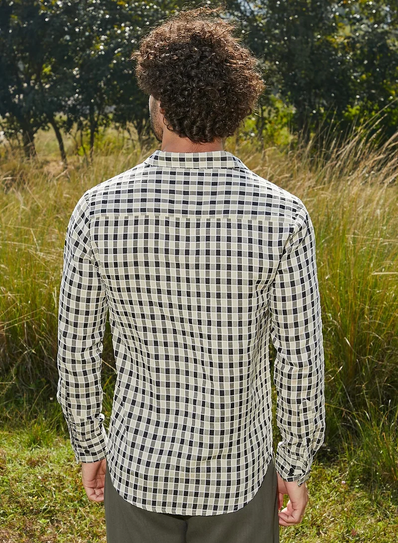 Campus Sutra Men's Navy Blue & Cream White Glen Check Shirt
