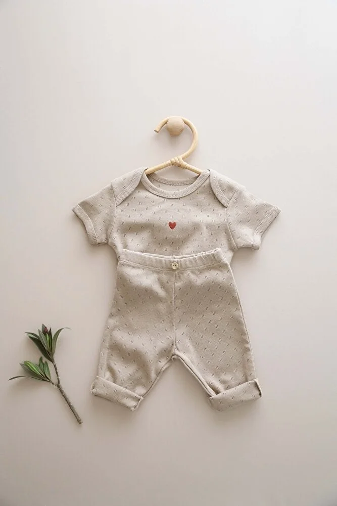 اوهلالا كوالا Heart Embroidered Baby Bodysuit - Tights Set