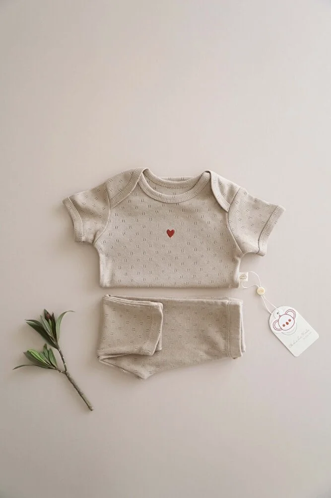 اوهلالا كوالا Heart Embroidered Baby Bodysuit - Tights Set