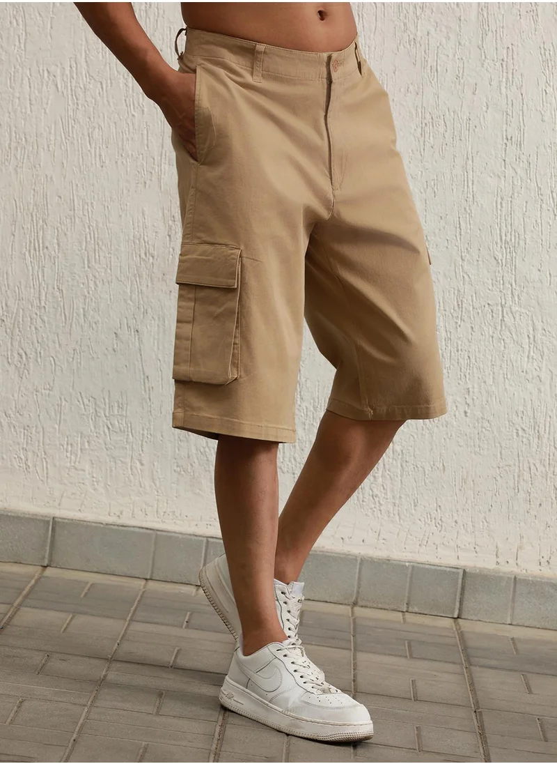 Hubberholme Men's Khaki Cotton Blend Solid Pattern Cropped Length Cargo Loose Shorts