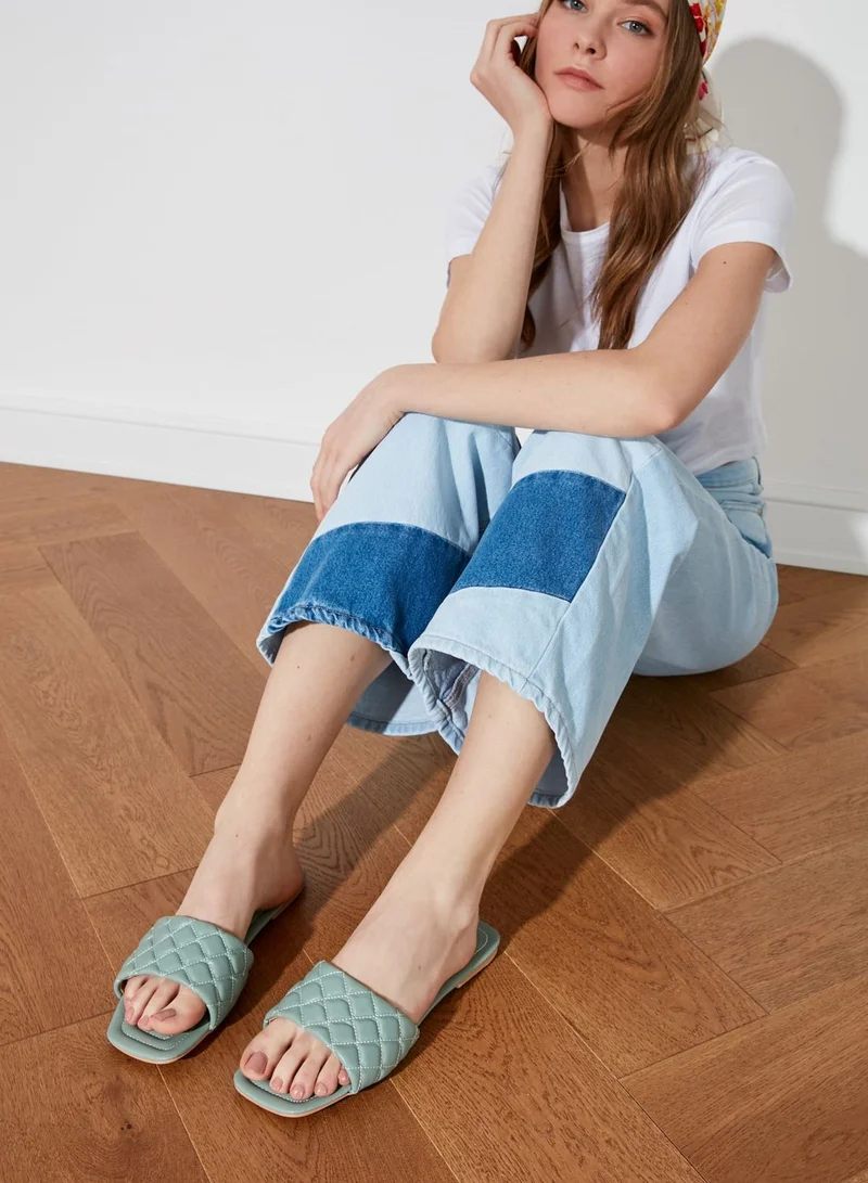 trendyol Casual Flat Sandal