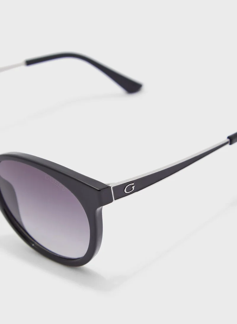 GUESS Round Sunglasses