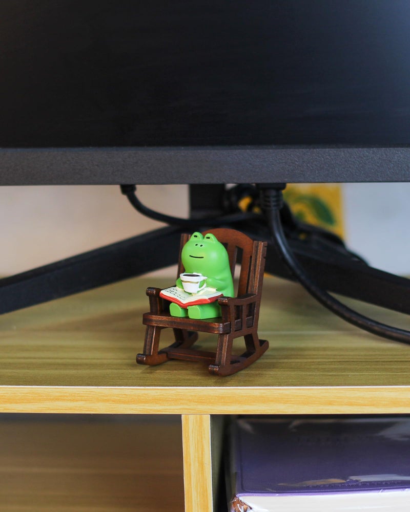 Mevodeata Cute Mini Frog Figurine with Small Sofa Resin Figure for Office Home Decor for Frog Lovers (Rocking Chair) - Image 3