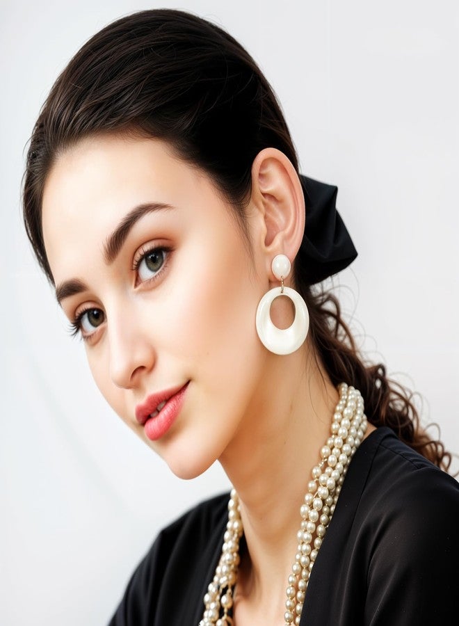 Yolev 70s White Acrylic Hoop Earrings, Retro Disco Ball Earrings, Hollow Round Drop Earrings, Open Circle Ring, White Color - Image 4