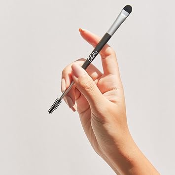 Chella Dual Blending Foundation Makeup Brush with Eyebrow Spoolie - Image 2