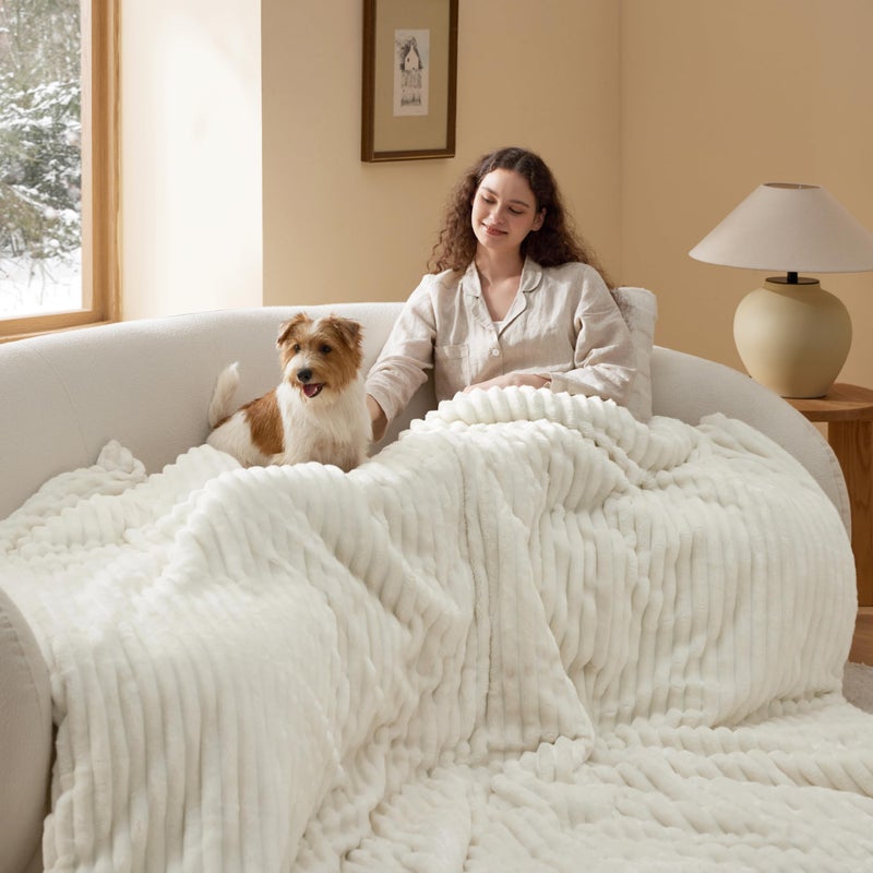 Bedsure Full Size Comforter Sets - GentleSoftâ„¢ 3 Pieces Double-Side Fleece Fluffy White Comforter Set, Cozy Striped Room Decor Aesthetic, Luxury Full Size Bedding, 2 Pillowcases, 82x86 Inches - Image 2