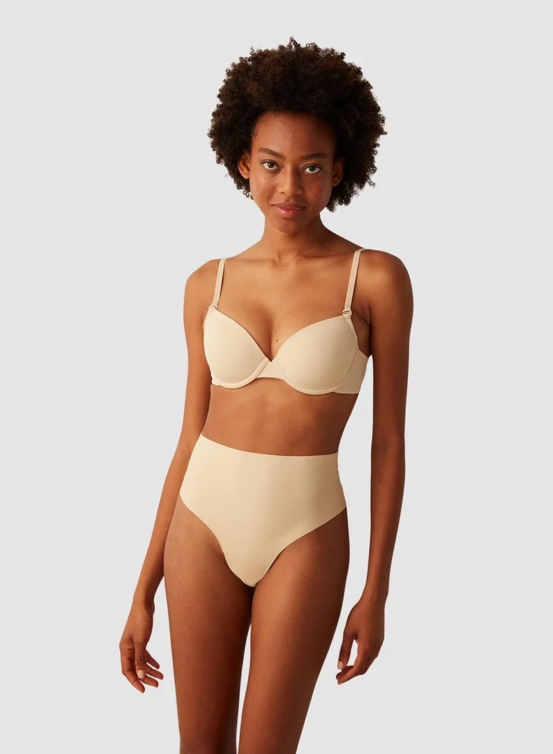 بنتي حمالة صدر نود داي ليفت