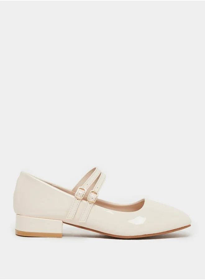 Styli Styli Plain Square Toe Buckle Strap Shoes